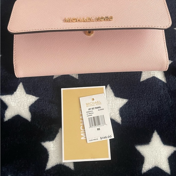 Michael Kors Jet Set Tote and Wallet - Picture 14 of 14